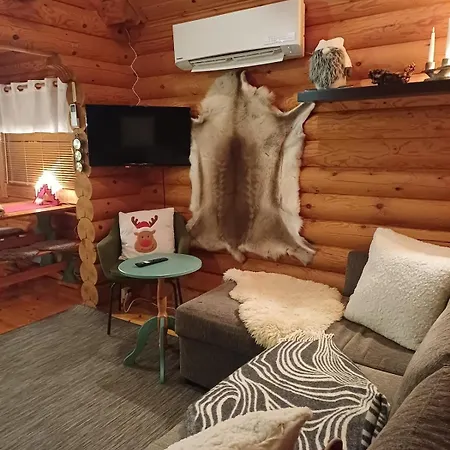 Chalet Log On The Riverbank Rovaniemi